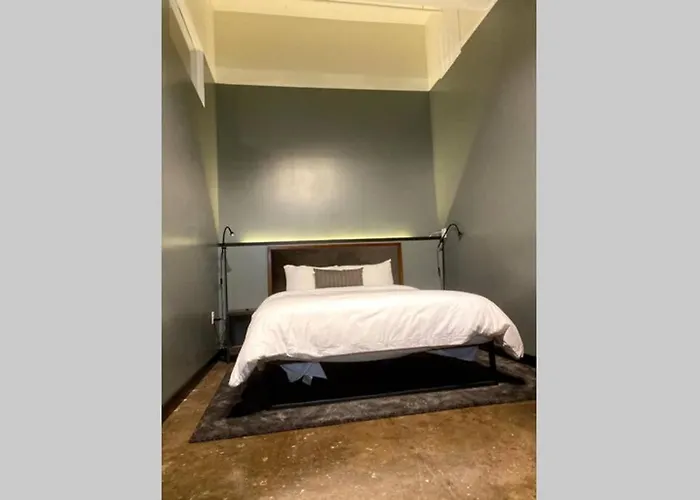 3E-*Renovated* 5 Min To Upmc Shadyside, Sleeps 6